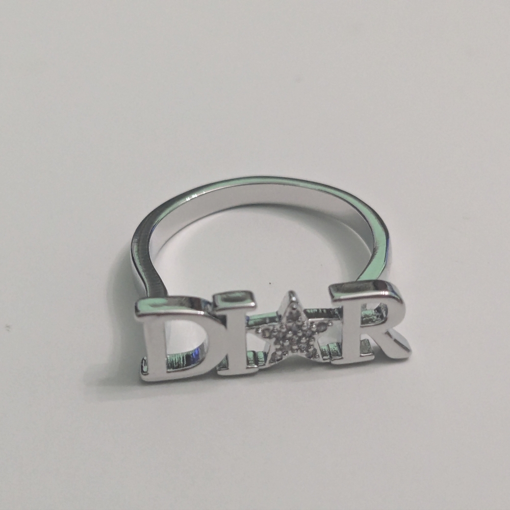 Dior - Picture 6 of 8